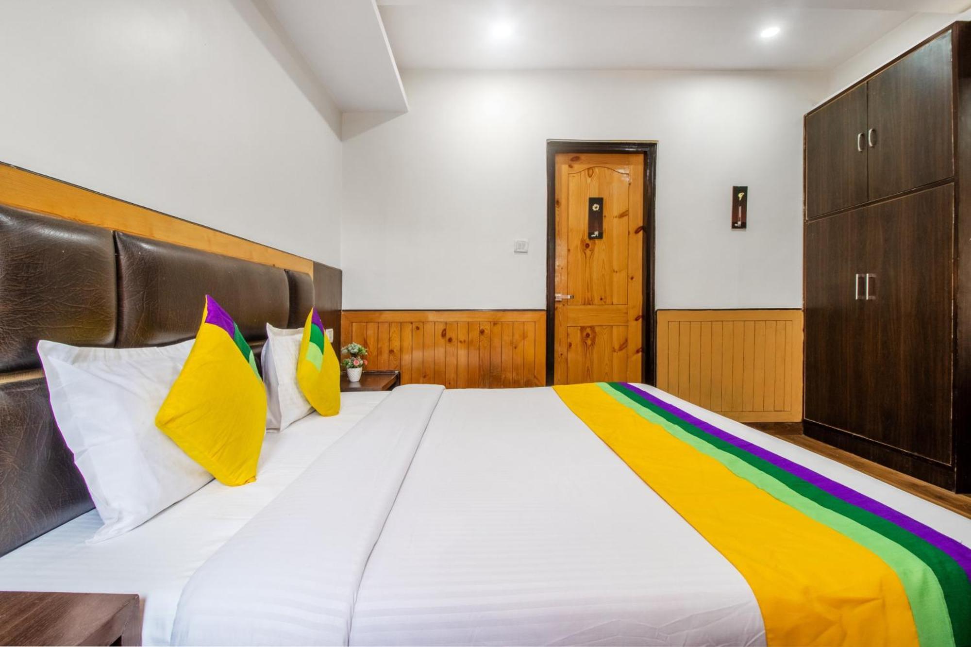 Itsy Hotels Avantika With Forest View Shimla Ngoại thất bức ảnh