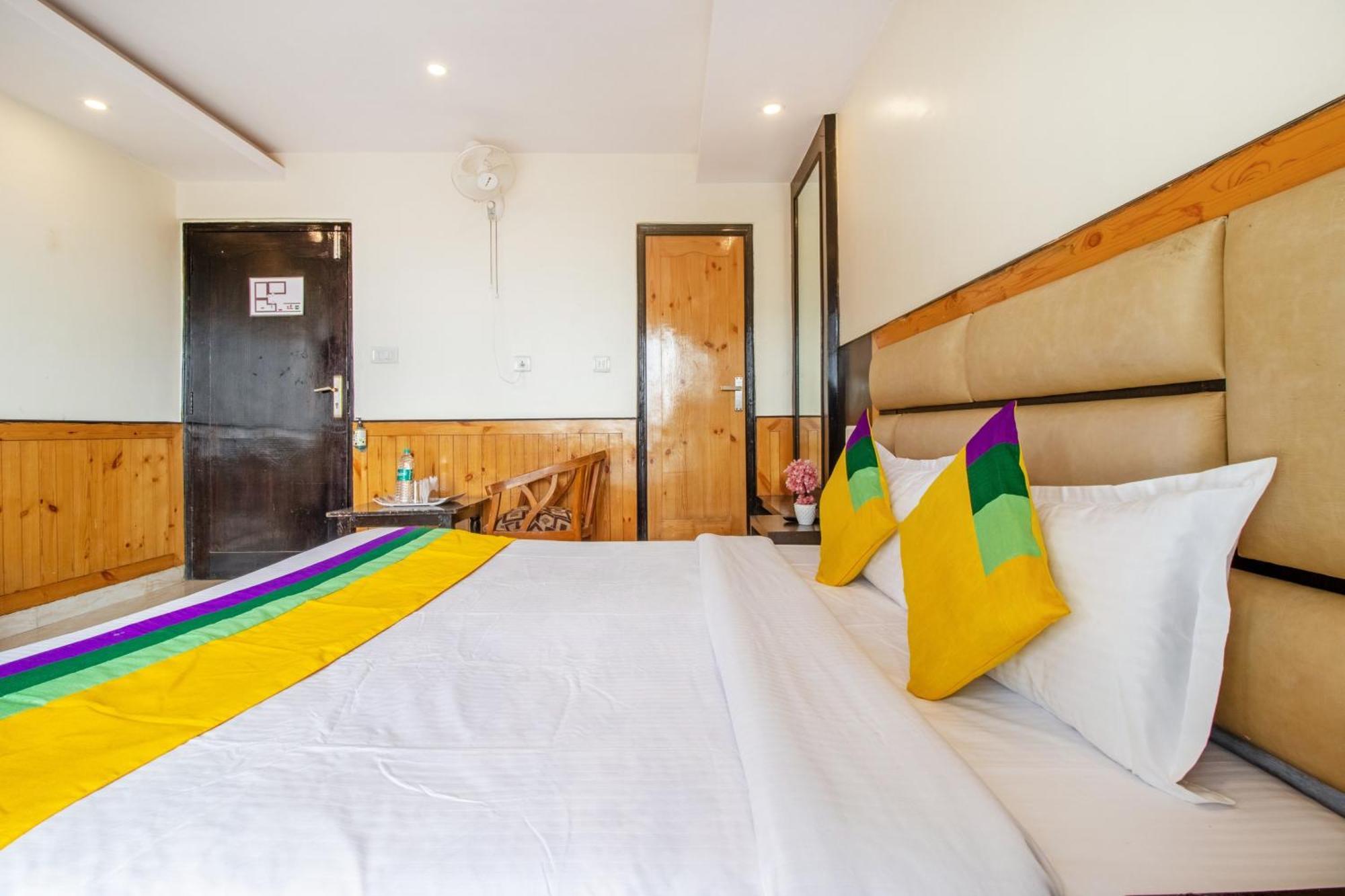 Itsy Hotels Avantika With Forest View Shimla Ngoại thất bức ảnh