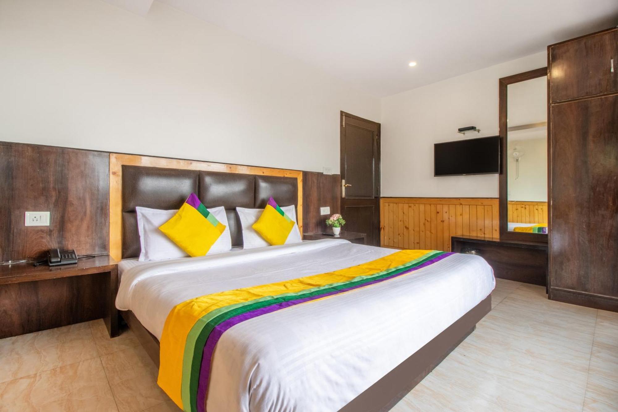 Itsy Hotels Avantika With Forest View Shimla Ngoại thất bức ảnh